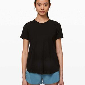 Lululemon Quick Pace Short Sleeve Tee in Black Size 8